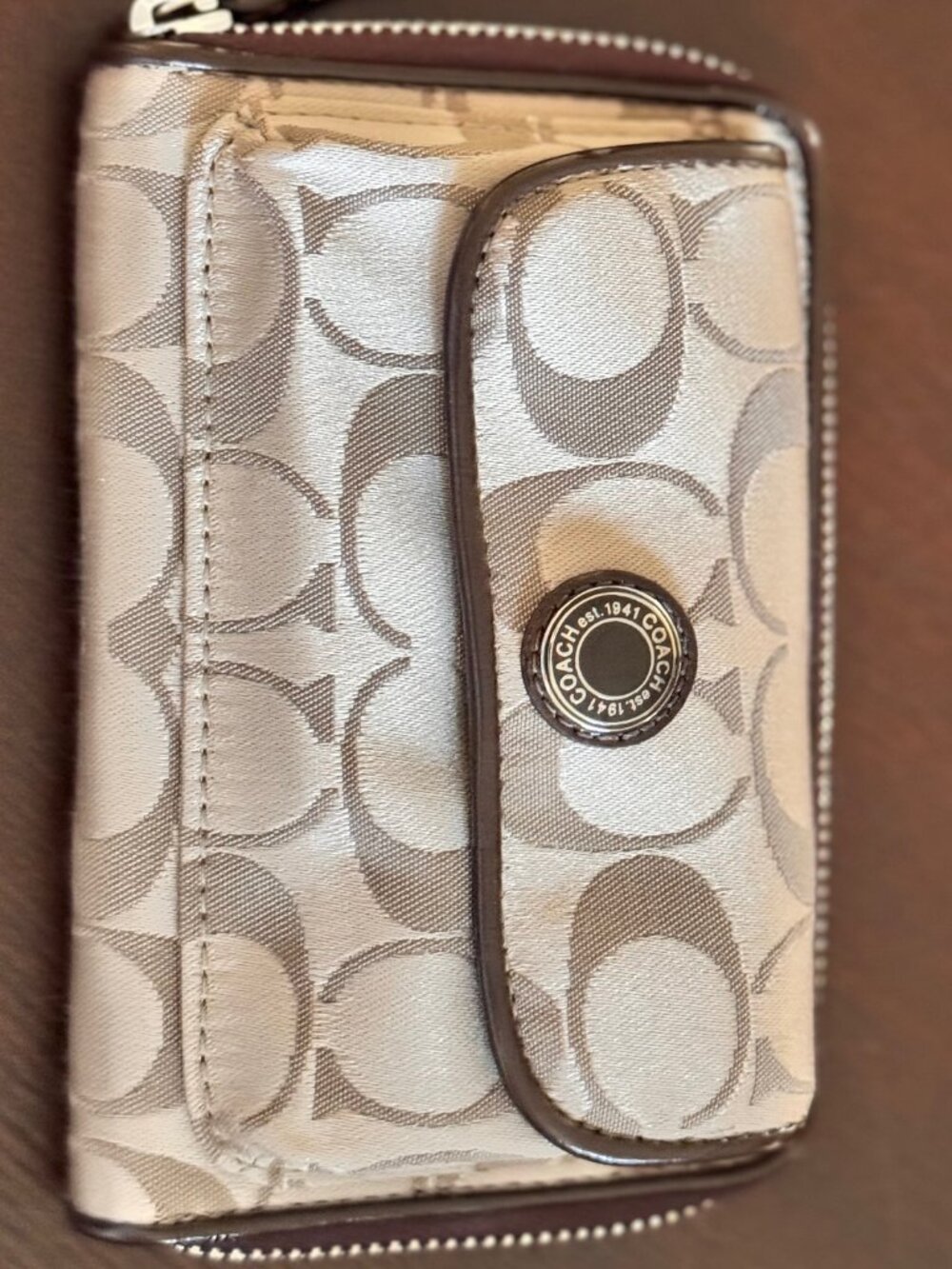 Coach Ashley Signature Sateen Universal Zip Around  Wallet F48311